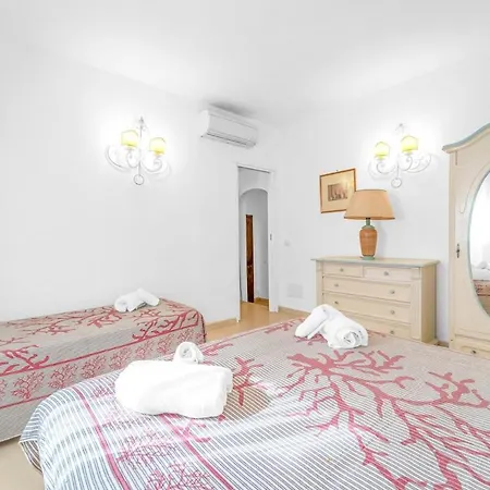 Apartamento Lussuosa Dimora Vista Mare Con Piscina E *